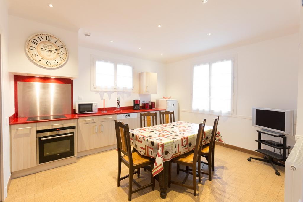 Appartements - Chez Alice Salies-de-Bearn Ngoại thất bức ảnh